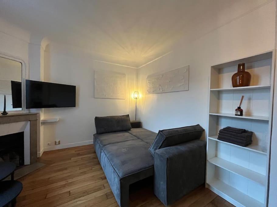 Central Typical Parisian Studio Exterior photo